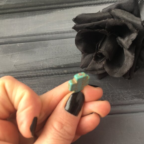 Turquoise Stone Pendant - Picture 4 of 8